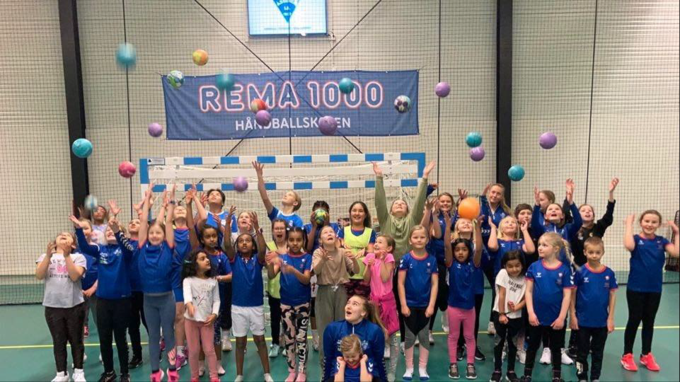 Håndballskole i høstferien!